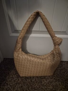 Woven Hobo Shoulder Bag in Beige